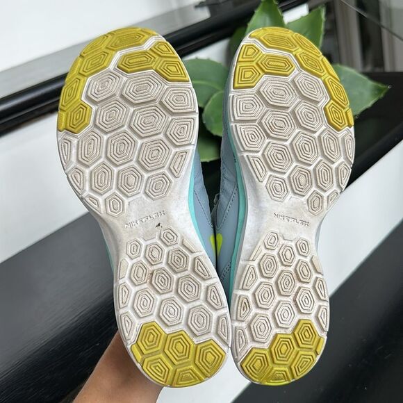 Nike flex trainer running shoe gym shoe dove gray aqua like new women’s 7 - Picture 7 of 7